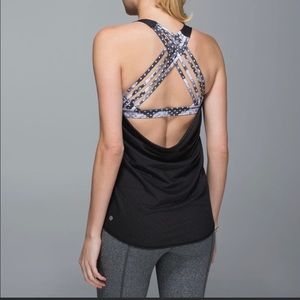 NWT Lululemon Wild Tank Size 8